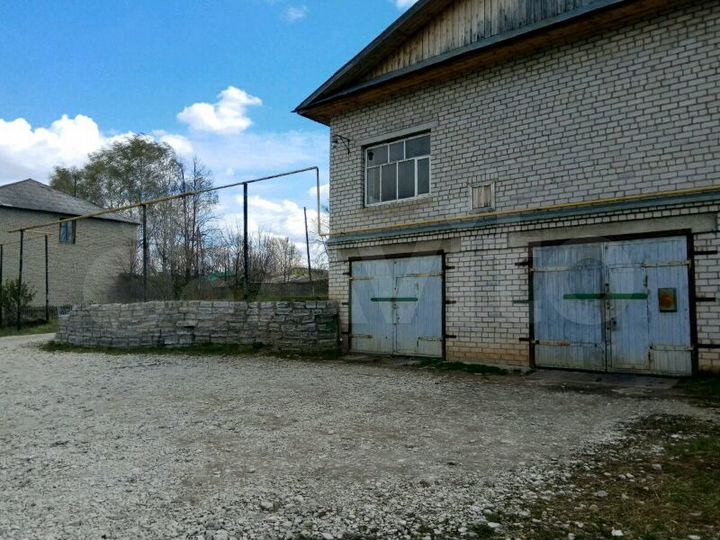 Гараж, > 30 м²