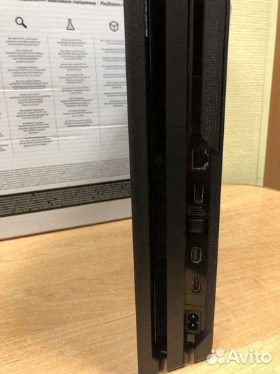 Sony playstation PS4 pro 1 tb