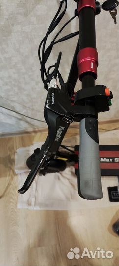 Электросамокат kugoo max speed
