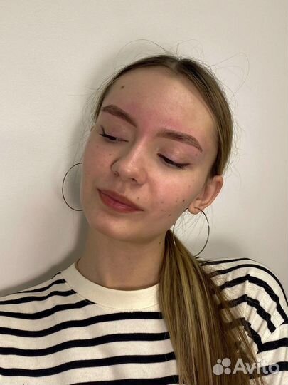 Ламинирование ресниц и архитектура бровей