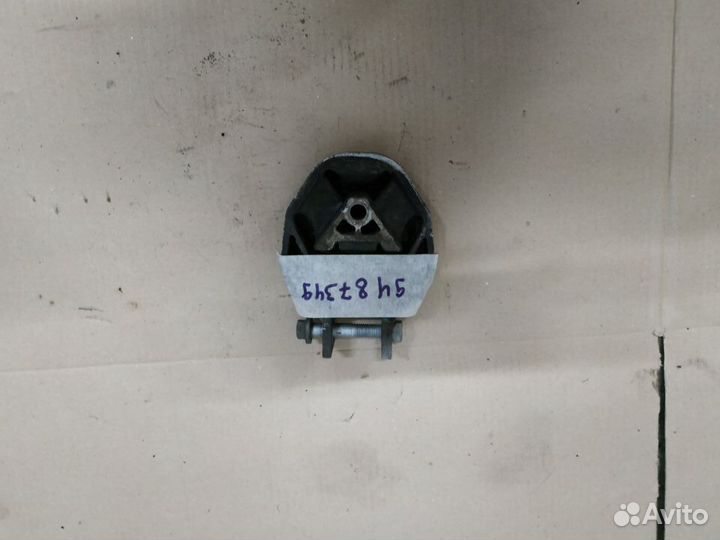 Volvo S40 V50 C30 опора двс АКПП