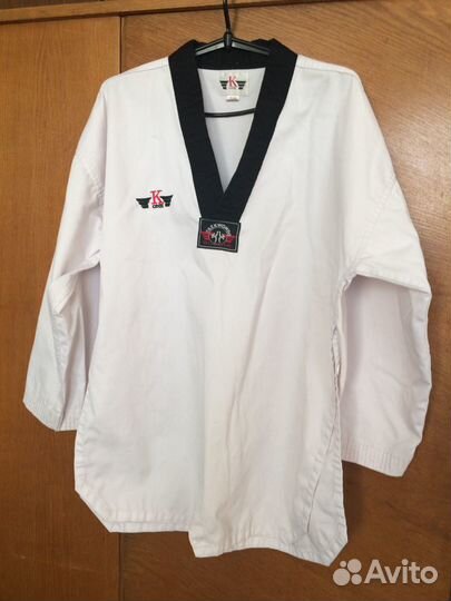 Форма для тхэквондо (добок)