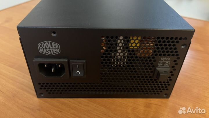 Модульный блок питания 750W Cooler Master V750