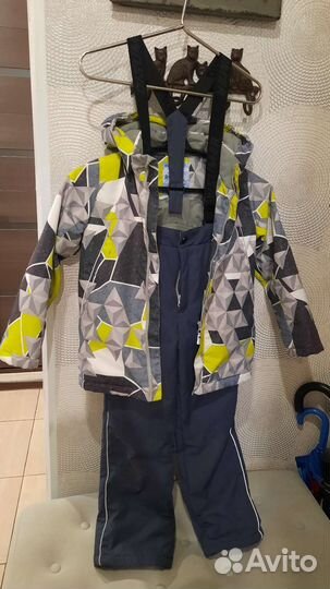 Костюм для мальчика р. 122 + термобелье, пуловер