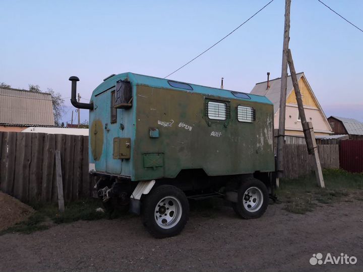 Продам кунг на колесах