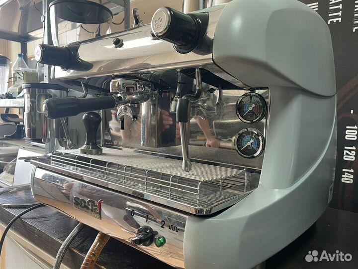 Кофемашина sofya италия + кофемолка