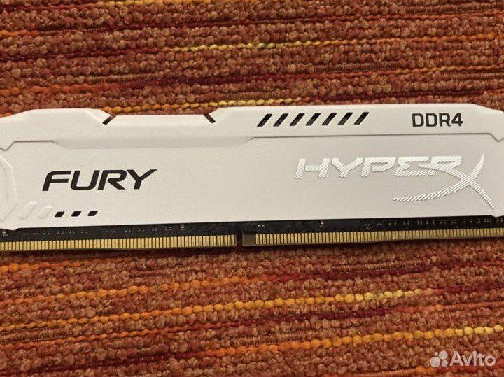 Оперативная память Kingston Fury HyperX DDR4 16 гб