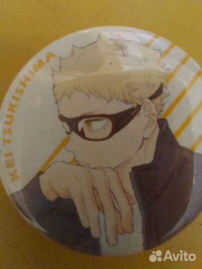 Наклейки + значок