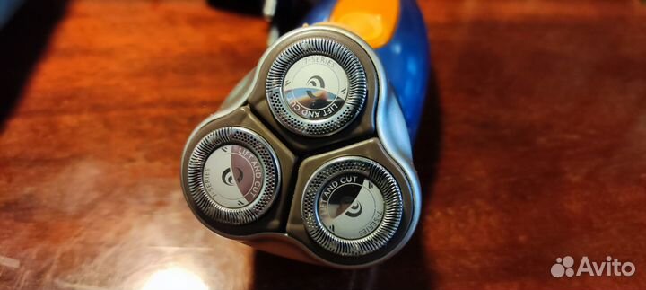 Электробритва Philips Philishave HQ 7830