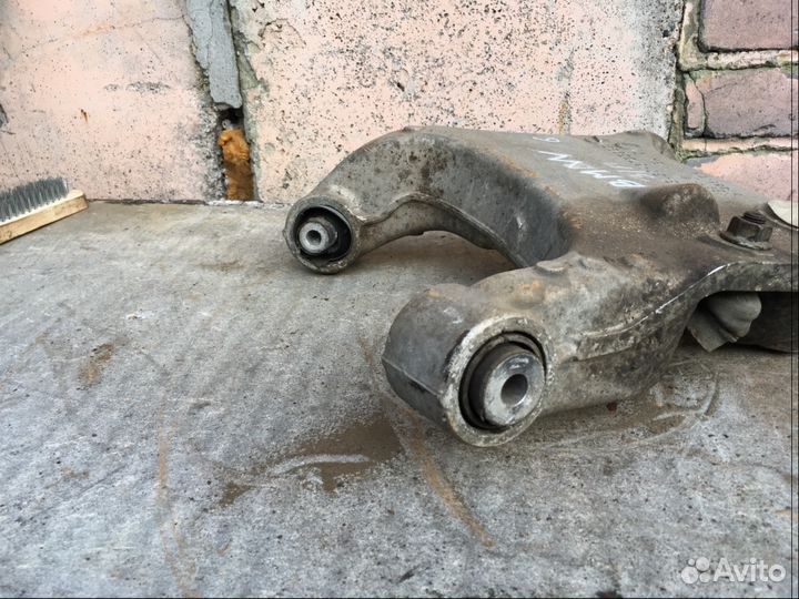 Рычаг задний левый 33.32-6755989 BMW E60 Бмв е60