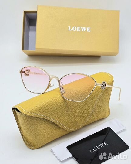 Солнцезащитные очки loewe