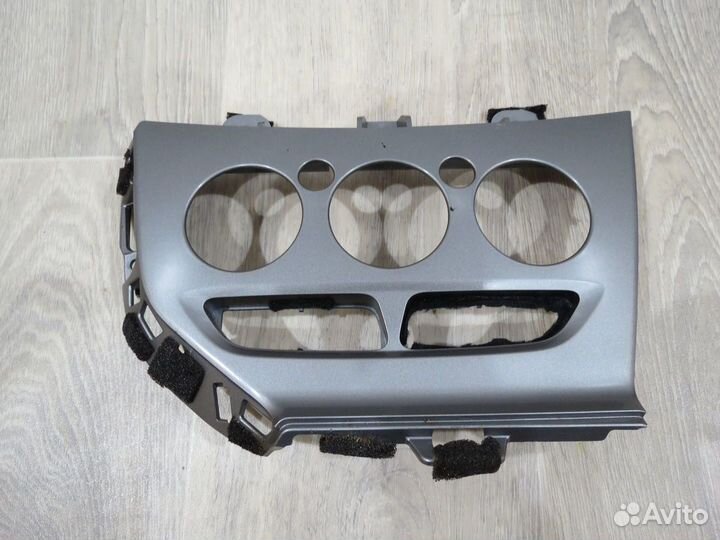 Накладка торпедо Ford Focus 3