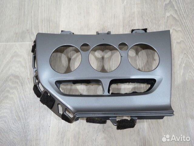 Накладка торпедо Ford Focus 3