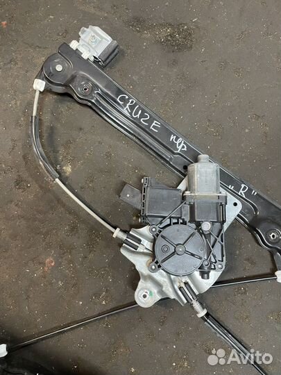 Chevrolet cruze стеклоподъемник передний правый