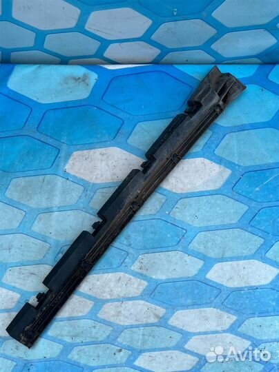 Кронштейн (сопут. товар) A1646981427