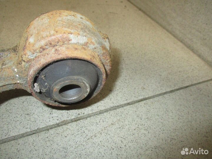 Рычаг задний верхний левый Ford Explorer V (U502)