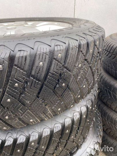 Колеса зимние в сборе 225 65 R17