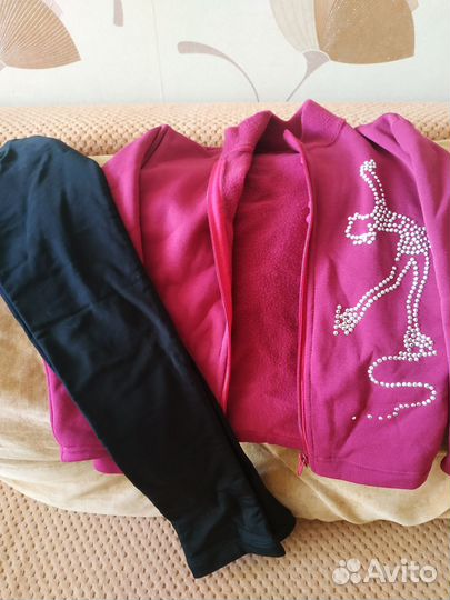 Спортивный костюм для тренировок фигурное катание