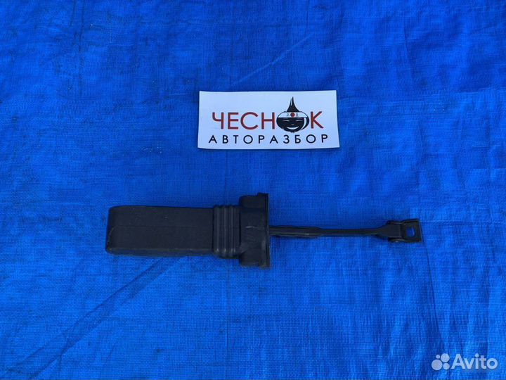 Ограничитель передней двери левой правой Audi A5