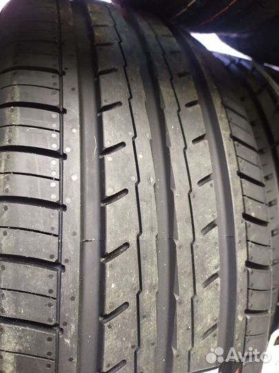 Yokohama BluEarth-ES ES32 225/45 R17