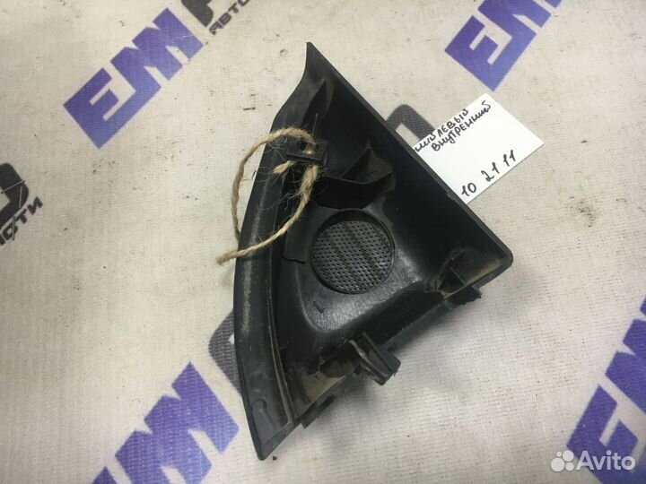 Уголок двери передней левой внутренний бад Ф3