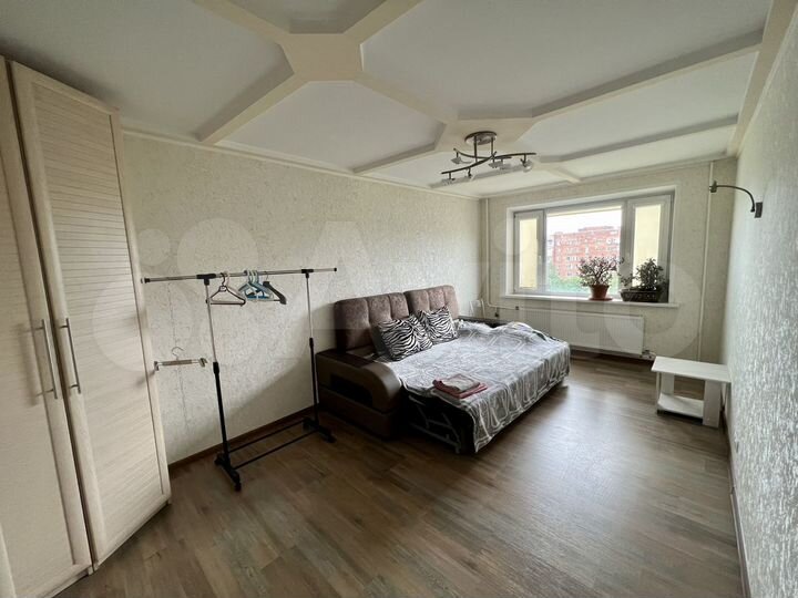 Комната 15 м² в 3-к., 8/17 эт.