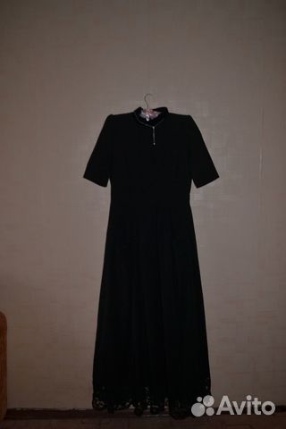 Вечернее черное платье