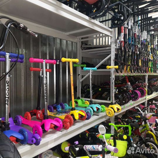 Трехколесный самокат