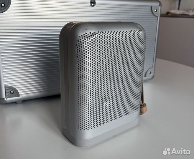 Bang & Olufsen Beoplay P6