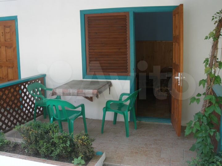 Комната 9 м² в 5-к., 1/1 эт.