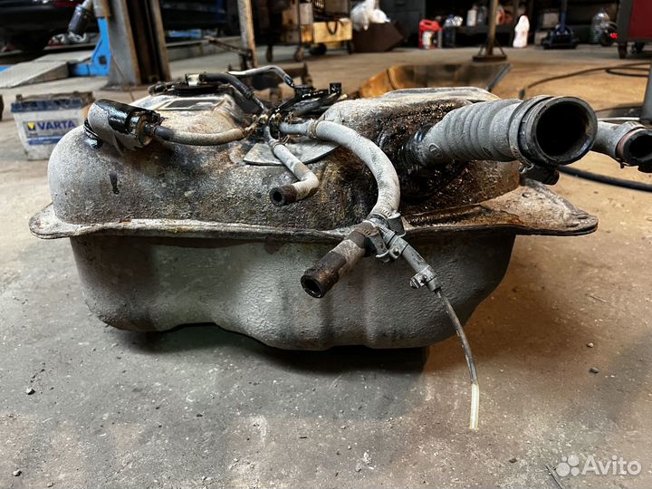 Бак топливный LC100 diesel