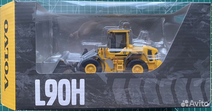 Модель колёсного погрузчика Volvo L90H, 1:50