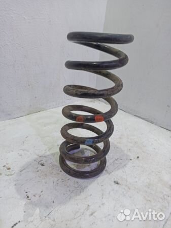Пружина задняя Инфинити