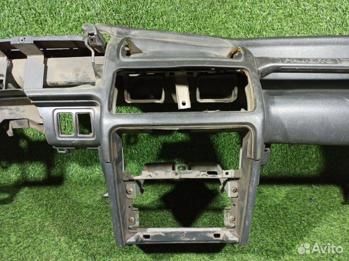 Торпедо, Парприз передний Mitsubishi Pajero 2 V44W