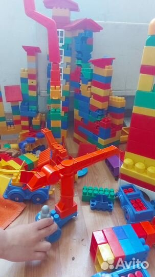 Конструктор несколько наборов- Bauer, Mega blocks