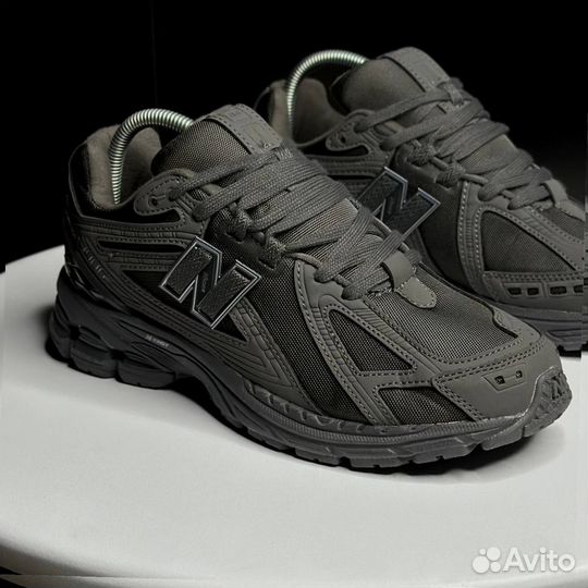 Кроссовки New Balance 1906R