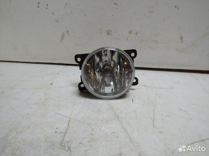 Фара противотуманная левая Citroen C3 picasso 2009