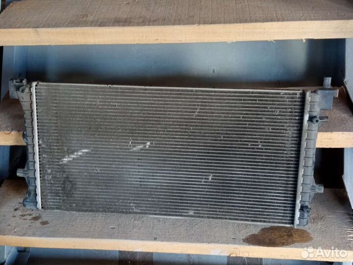 Радиатор volkswagen polo