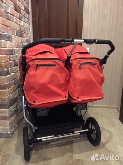 Коляска для двойни/погодок Bumbleride Indie twin