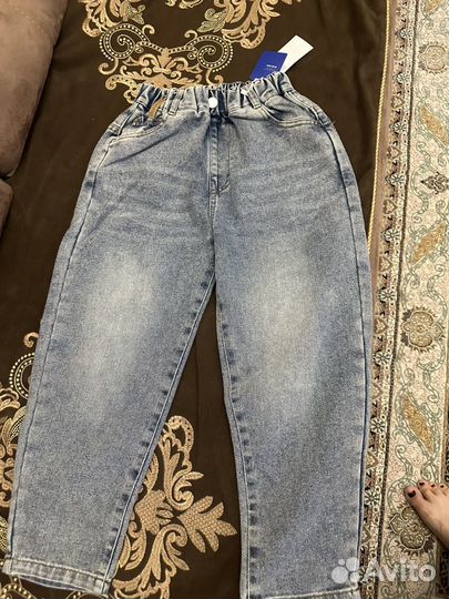 Джинсы