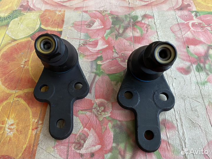 Новые шаровые опоры Ford Focus 2