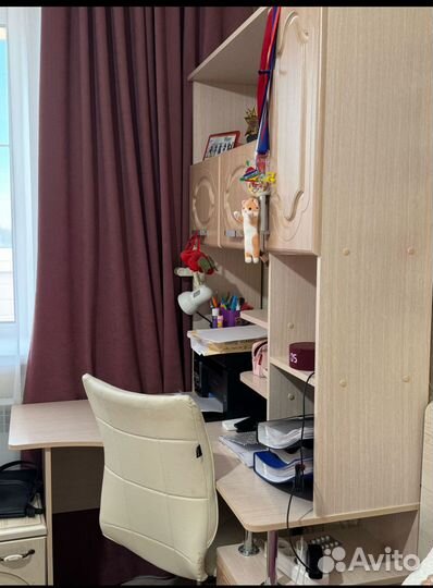 Письменный стол для школьника бу