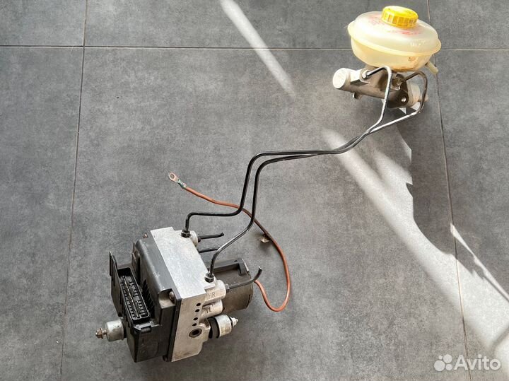 Блок ABS audi a6 c4