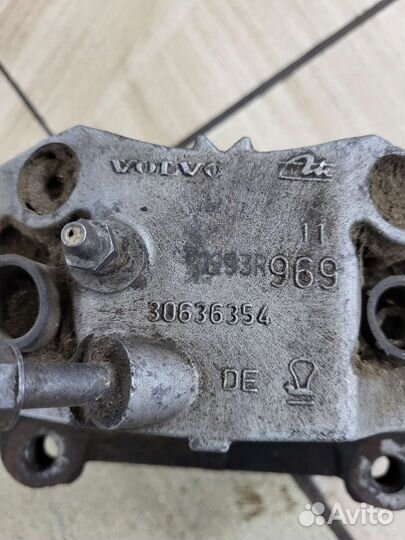 Суппорт тормозной передний левый volvo xc90