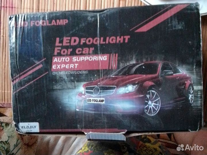 Продам противотуманные фары