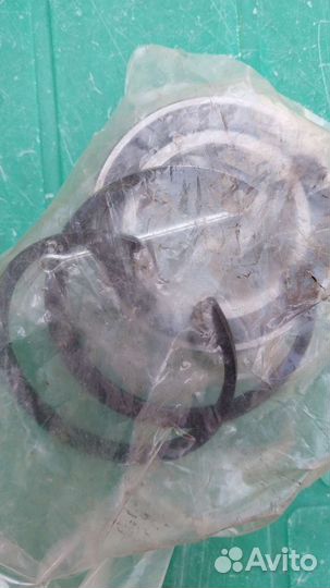 Подшибник передней ступипицы opel 201040