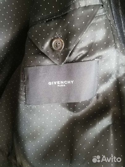 Пальто мужское двубортное