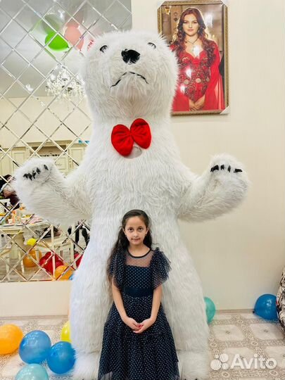 Белый мишка поздравление