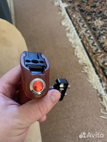 Smallrig Деревянная ручка для камеры с кнопкой