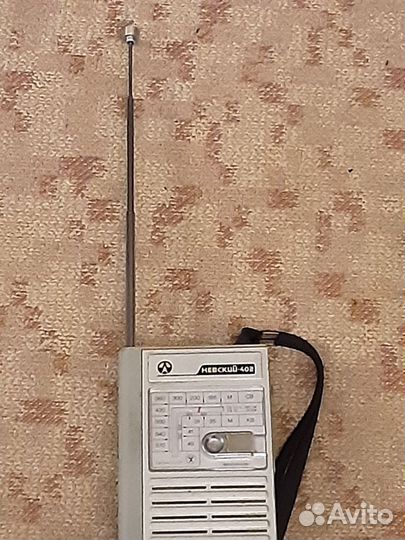 Радиоприемник невский 402